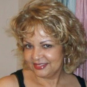 Meet your Posher, Evelyn